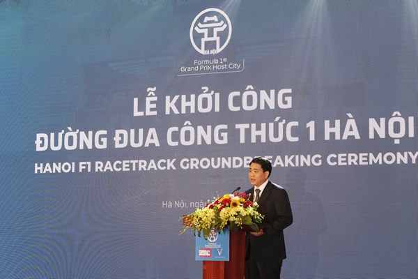 Khởi công Đường đua công thức 1 - Anh 1