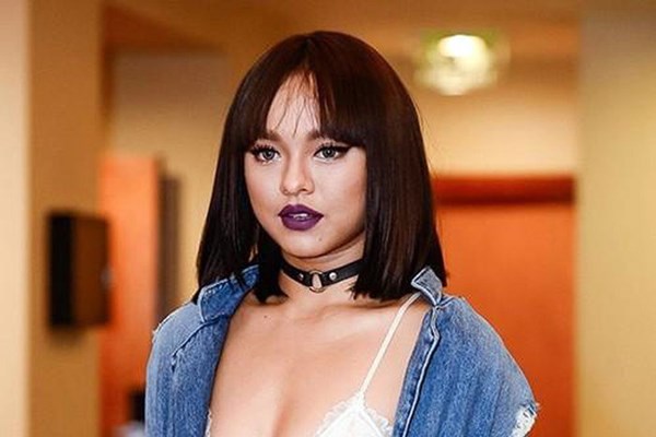 Hở hang đến tục tĩu trong showbiz: Cần tẩy chay​​​​​​​ khi mới xuất hiện - Anh 2
