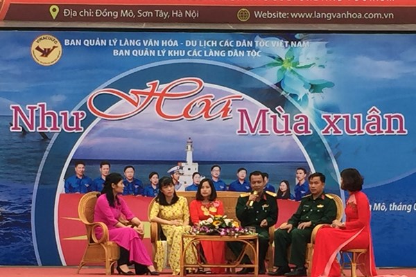 Giao lưu “ Biển đảo thương yêu từ đất liền yêu thương” - Anh 1