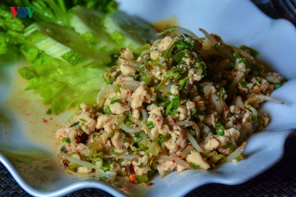 Ăn gì khi lang thang đất nước Triệu Voi - Anh 1