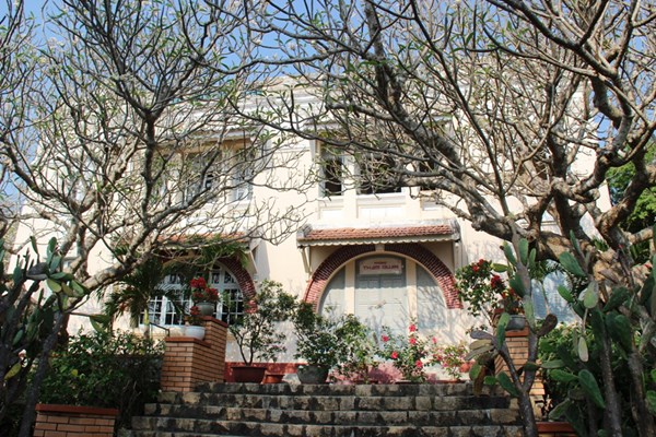 “Sớm cải tạo 2 căn biệt thự tại lầu Bảo Đại để phục vụ du khách” - Anh 1