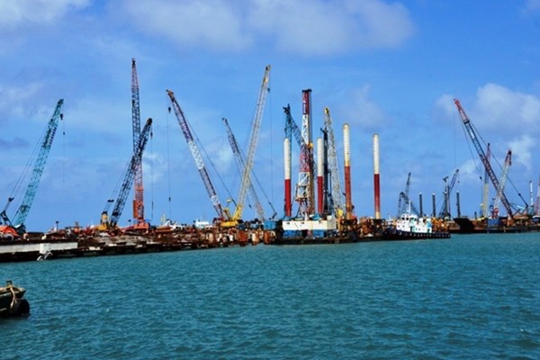 Bất nhất trong cấp phép nhận chìm vật chất ở Dung Quất (Quảng Ngãi): Tỉnh quay ngoắt, nhà đầu tư “méo mặt” - Anh 1