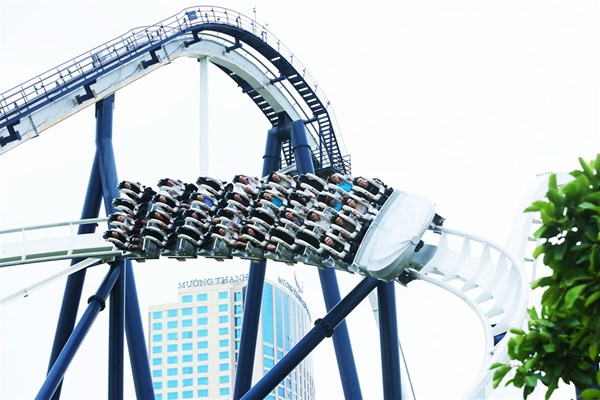 Hạ Long chào hè với chương trình ưu đãi đặc biệt mua 1 tặng 1 tại Sun World Halong Complex - Anh 3