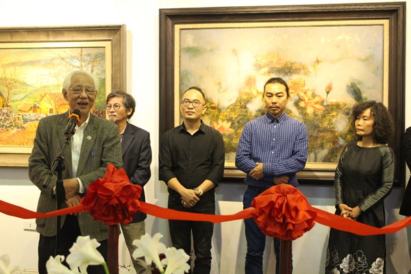 Triển lãm tranh sơn mài “Tháng 4 về” - Anh 1