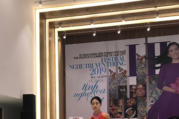 Festival nghề truyền thống Huế lần thứ 8: Mang tinh hoa nghề Việt ra thế giới - Anh 10