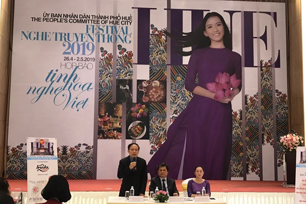 Festival nghề truyền thống Huế lần thứ 8: Mang tinh hoa nghề Việt ra thế giới - Anh 2
