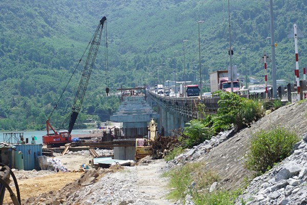 Chậm tiến độ dự án hầm đường bộ Hải Vân 2: Ra“tối hậu thư”, dân vẫn không đi - Anh 1