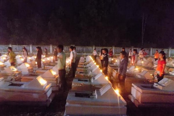 Việc thu tiền giáo viên để xây nghĩa trang liệt sĩ ở huyện Đức Phổ (Quảng Ngải): Chủ trương đúng nhưng cách làm chưa ổn - Anh 1