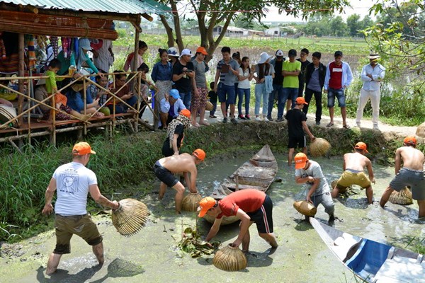 Ninh Thuận: Làm giàu từ du lịch... sen - Anh 2