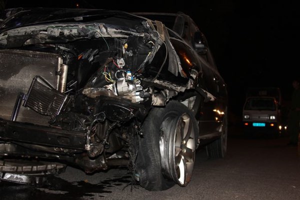 Hà Nội: “Xe điên” tông hàng loạt người và phương tiện rồi bỏ trốn, dân tổ chức truy đuổi - Anh 2