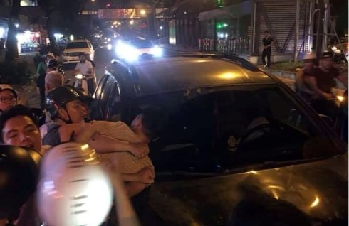 Danh tính tài xế “xe điên” đâm liên hoàn khiến 1 nữ lao công tử vong - Anh 1