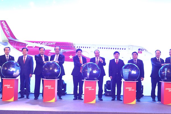 Vietjet kỷ niệm 5 năm mở đường bay đến Trung Quốc - Anh 5