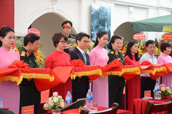 Tri ân những hi sinh thầm lặng của lực lượng dân công hỏa tuyến. - Anh 1