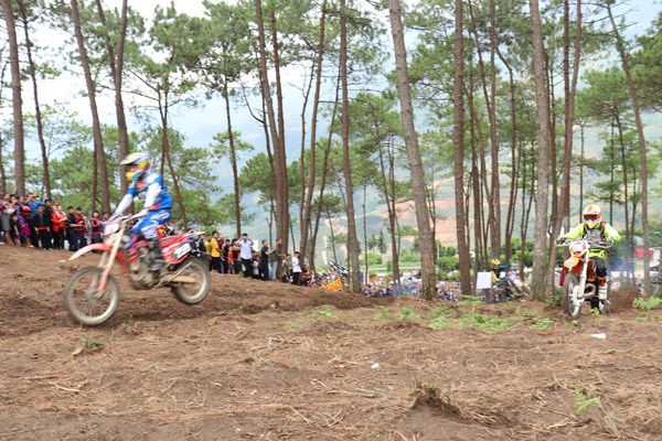 “Tinh thần đá”- điểm nhấn mới của du lịch Hà Giang - Anh 4