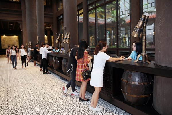 “Hot” như bến tàu du lịch mới tại Bãi Cháy - Anh 2