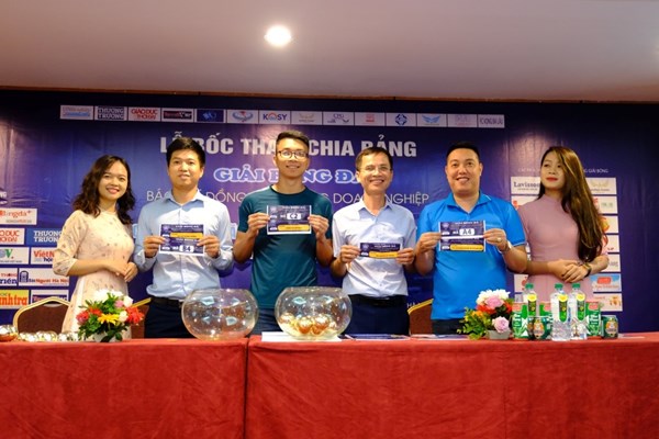 14 đội bóng tranh Cúp 