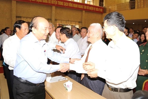 Thủ tướng: Kinh tế đất nước bình ổn, chỉ số lạm phát kiểm soát dưới 4% - Anh 3