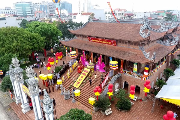 Hơn 400 xe hoa rước Phật mừng Đại lễ Vesak - Anh 4