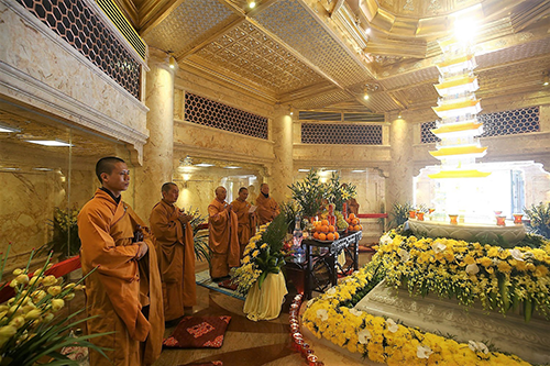 Đoàn đại biểu dự Đại lễ Vesak 2019 sẽ thực hiện lễ cầu an tại Fansipan ngày 15.5 - Anh 5