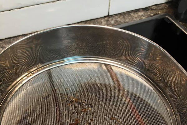 Cách làm trà sâm bí đao lá dứa giải nhiệt ngày nắng nóng - Anh 5