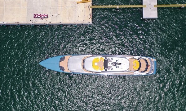 Siêu du thuyền 150 triệu USD của ông chủ CLB Tottenham tại vịnh Hạ Long - Anh 2