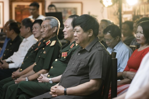 Sống động đêm thơ “Huyền thoại Trường Sơn” - Anh 2
