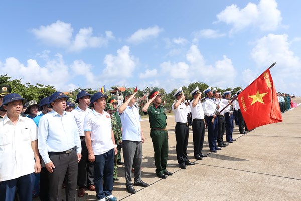 “Mang đi tình cảm, mang về niềm tin…” - Anh 2