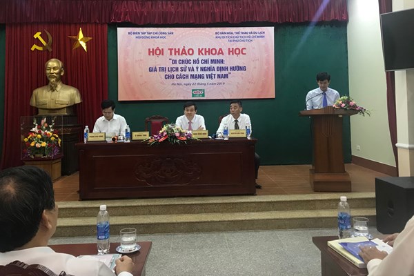 Hội thảo khoa học “Di chúc Hồ Chí Minh: Giá trị lịch sử và ý nghĩa định hướng cho cách mạng Việt Nam” - Anh 1