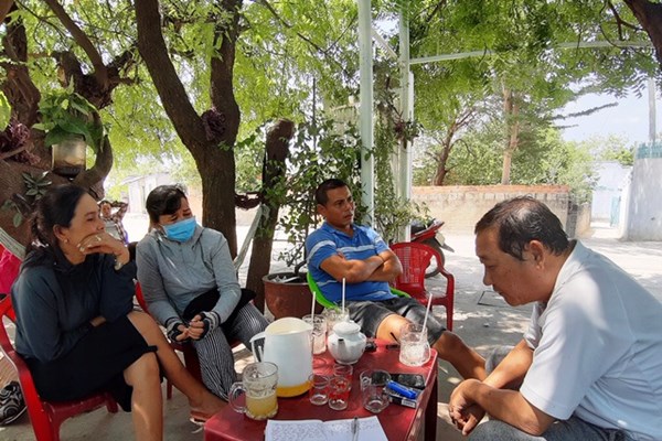 Chuyện thật như đùa ở Ninh Thuận: Muốn nhận thẻ bảo hiểm y tế, phải đóng phí - Anh 1