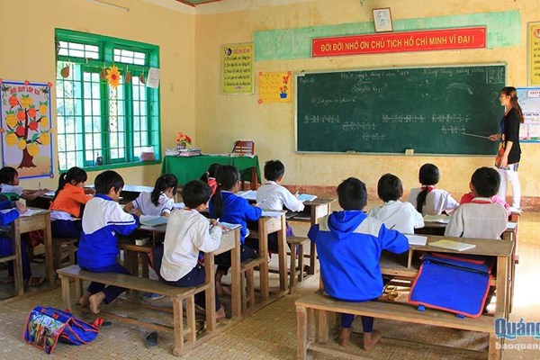 “Bệnh” thành tích lại bùng phát vào cuối năm học? - Anh 1