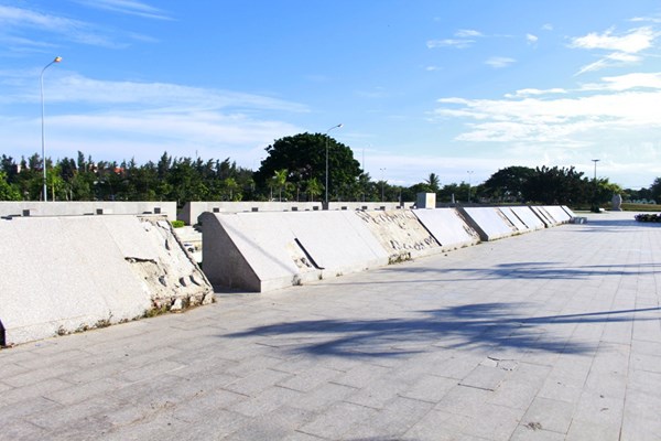 Công viên Văn hóa biển Bình Sơn (Ninh Thuận): Đầu tư 90 tỉ đồng chỉ để hoạt động vài năm? - Anh 1