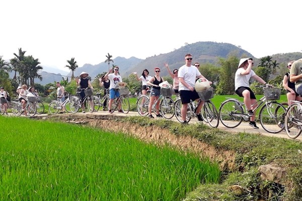 Khối kinh tế tư nhân kiến nghị: Đổi mới chính sách thị thực theo hướng cởi mở và ổn định - Anh 1