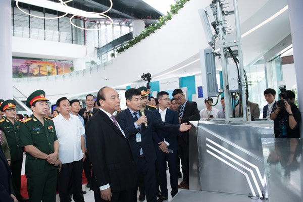 30 năm Tập đoàn Công nghiệp - Viễn thông Quân đội Viettel - Anh 2