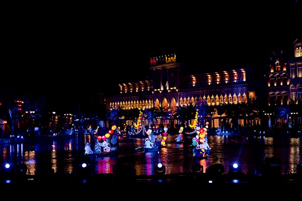 Liên hoan Thiếu nhi Quốc tế 2019:  Cuộc chơi đầy cảm xúc của công nghệ và ánh sáng tại Vinpearl Nam Hội An - Anh 4