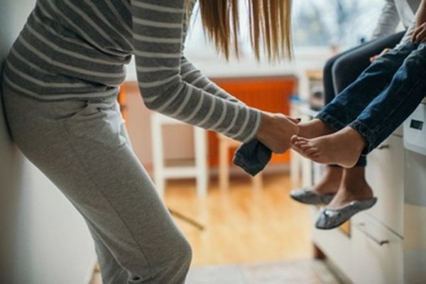 Mẹ bận rộn vẫn khéo chăm con - Anh 1