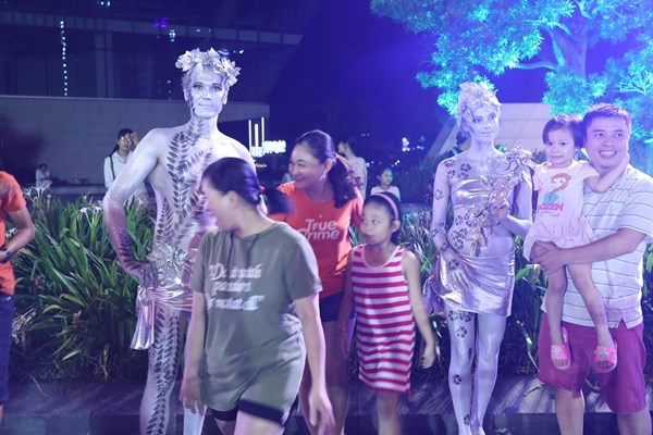 Carnival đường phố DIFF 2019 tiếp tục khuấy động không gian phố đêm Đà Nẵng - Anh 3