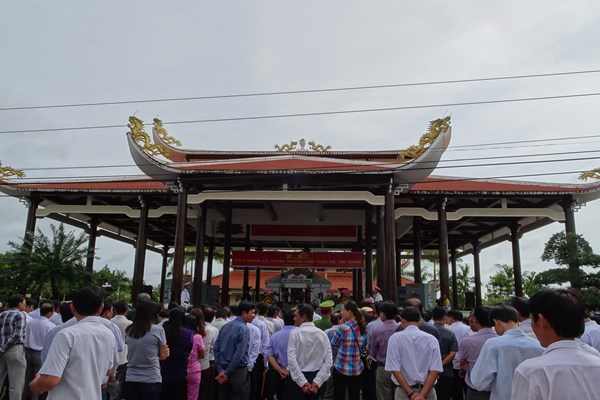 Khắc sâu hình ảnh Bác trong tim - Anh 1