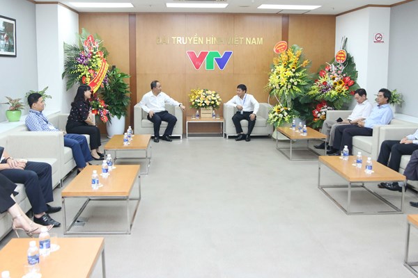Lãnh đạo Bộ VHTTDL thăm và chúc mừng các cơ quan báo chí nhân 94 năm ngày báo chí cách mạng VN - Anh 5