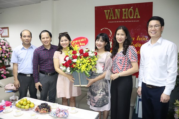 Thứ trưởng Lê Khánh Hải:  “Báo Văn Hóa ngày càng  thể hiện tính xung kích trên mọi mặt trận” - Anh 6