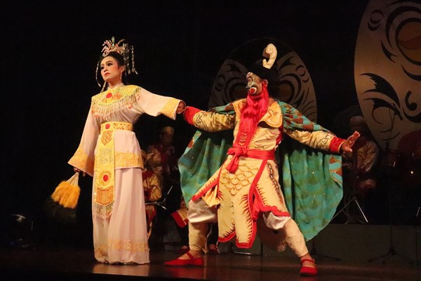 Đà Nẵng đưa nghệ thuật Tuồng thành sản phẩm du lịch đặc trưng: Cần sự phối hợp nghiêm túc và dài hơi - Anh 1