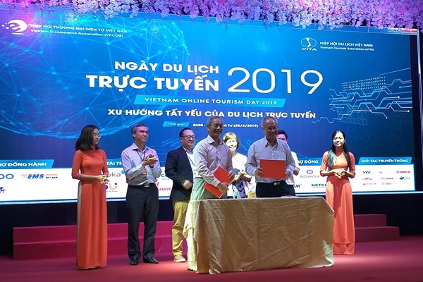 Phát triển Du lịch trực tuyến: Từ chủ có thể thành làm thuê - Anh 1