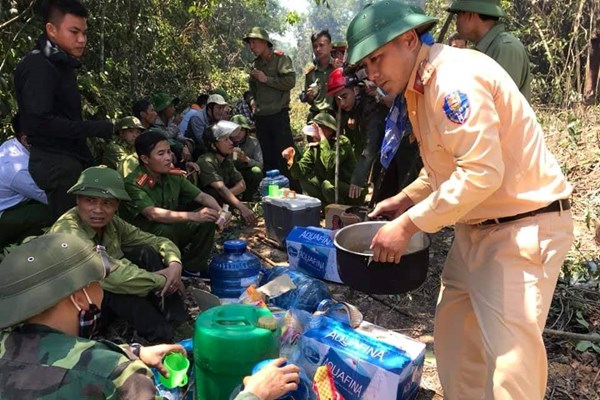 Nhìn lại toàn cảnh các vụ cháy khủng khiếp những ngày qua ở Hà Tĩnh - Anh 6