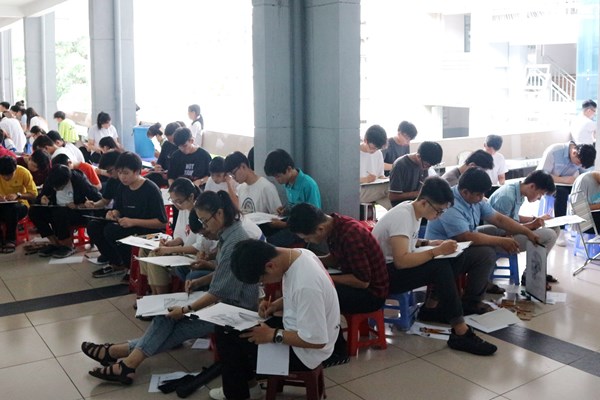 Các trường bắt đầu tổ chức thi năng khiếu: Số lượng thí sinh dự thi tăng nhẹ - Anh 1