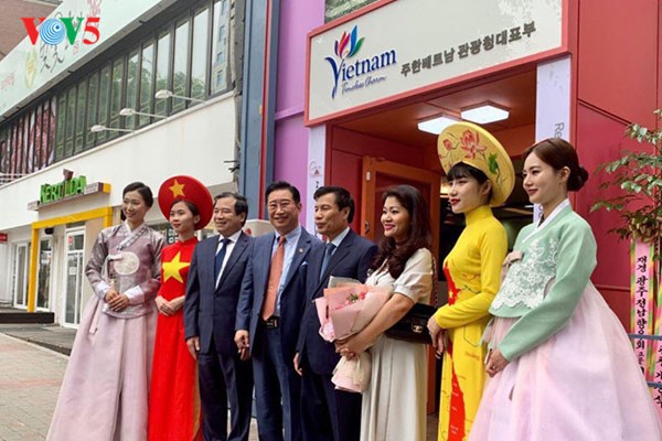 Khai trương Văn phòng Xúc tiến Du lịch Việt Nam tại Hàn Quốc - Anh 7