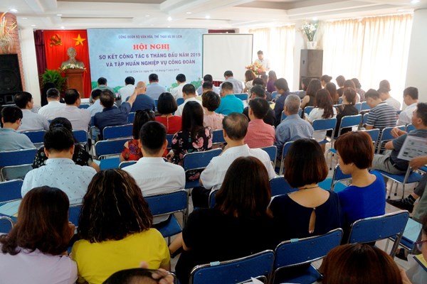 Công đoàn Bộ VHTTDL: Nhiều hoạt động thiết thực, hiệu quả và ý nghĩa - Anh 1