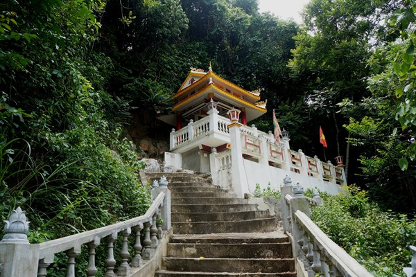 Vi phạm tại di tích lịch sử quốc gia lăng miếu Triệu Tường- Thanh Hoá: Bao giờ mới xử lý, khắc phục sai phạm? - Anh 1