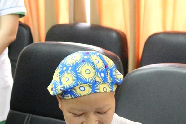 Bé Bình An được trở về nhà trong vòng tay người mẹ ung thư - Anh 2