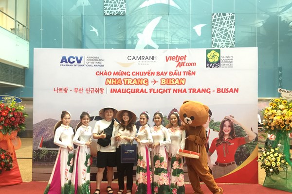 Vietjet khai trương đường bay thẳng duy nhất giữa Nha Trang và Busan (Hàn Quốc) - Anh 2