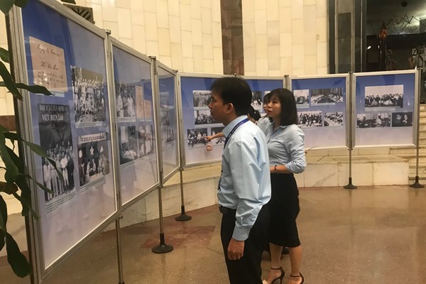 Bảo tàng Hồ Chí Minh triển lãm gần 100 hình ảnh, tài liệu về Chủ tịch XuPhaNuVông - Anh 2