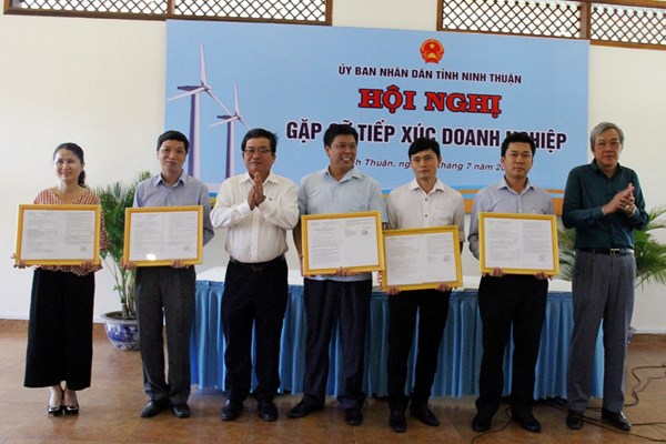 Du lịch Ninh Thuận tăng mạnh trong 6 tháng, thu hút nhiều nhà đầu tư - Anh 1